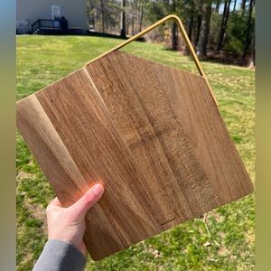 Acacia cutting board